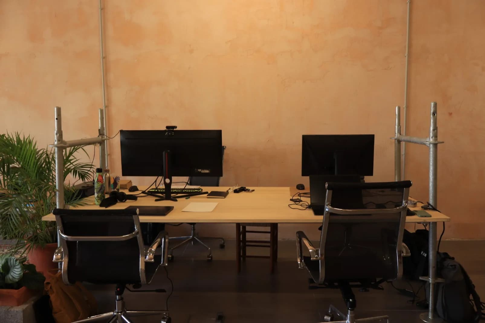 Postos de trabalho do escritório virtual